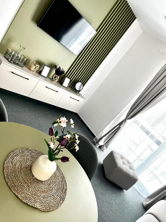 Urban Green Apartment Liptovsky Mikulas Exterior photo